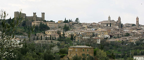 Tour del Brunello di Montalcino | Degustazione di vini in Toscana