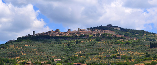 Sightseeing tour to Cortona, Perugia and Assisi with private driver