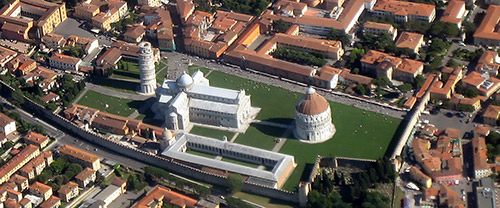 Sightseeing one-day tour to Pisa and Lucca, Tuscany