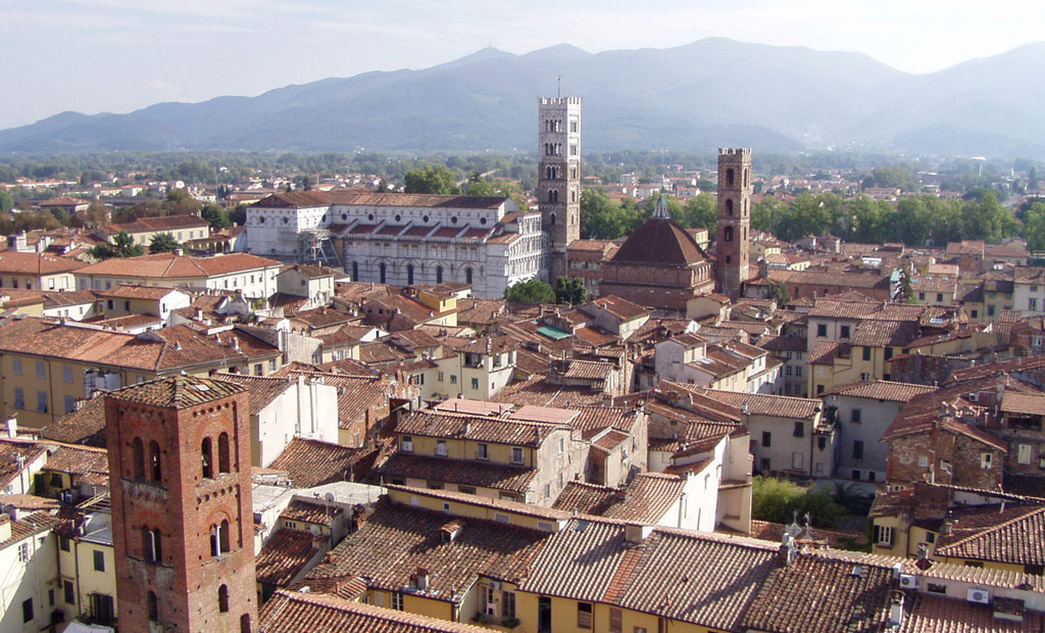 Visita a Lucca e Pisa | Tour di un giorno a Pisa e Lucca