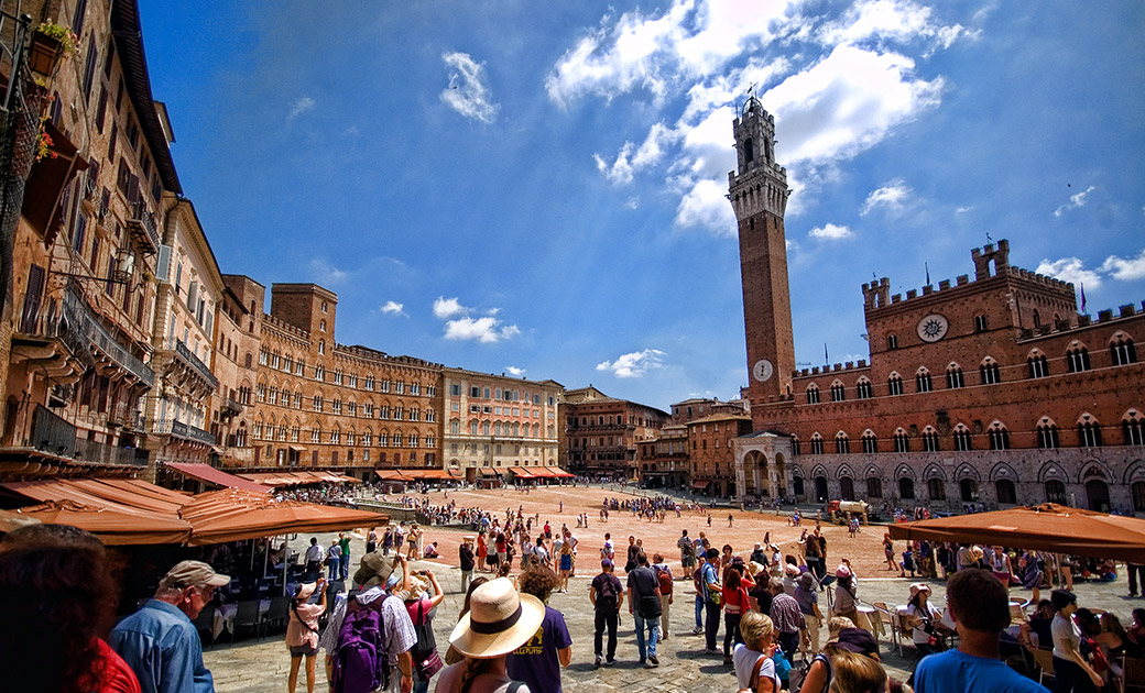 Noleggio con conducente, autista privato, tour, servizio taxi e navetta in Toscana